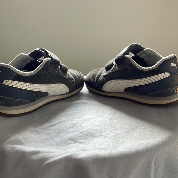 Puma ST Runner V2 V Toddler Shoes size 8! Grey - Picture 6 of 10